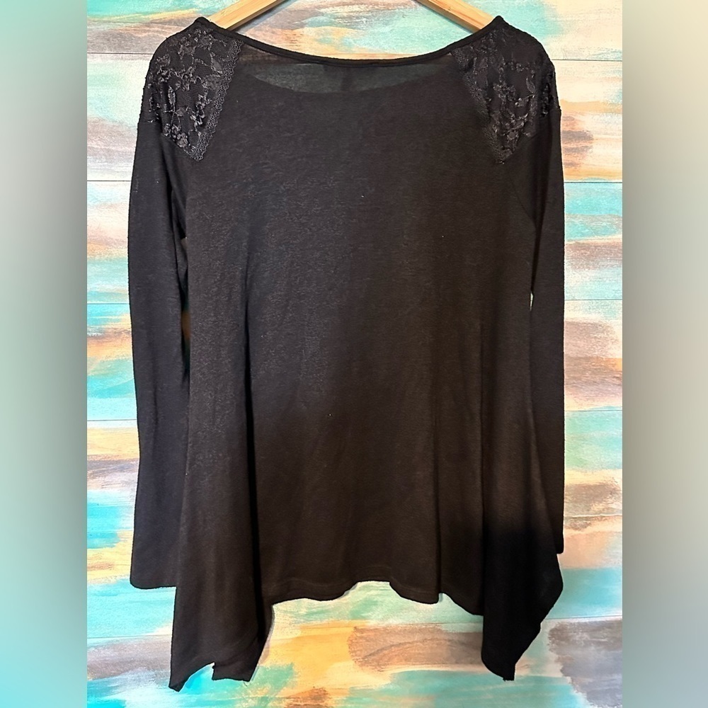 Olivia Sky light weight sweater. - Picture 2 of 6